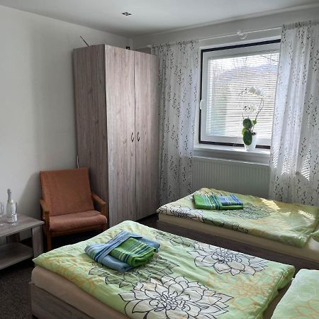 Apartmany Pri Zvonici 오라우스키 포자모크 외부 사진