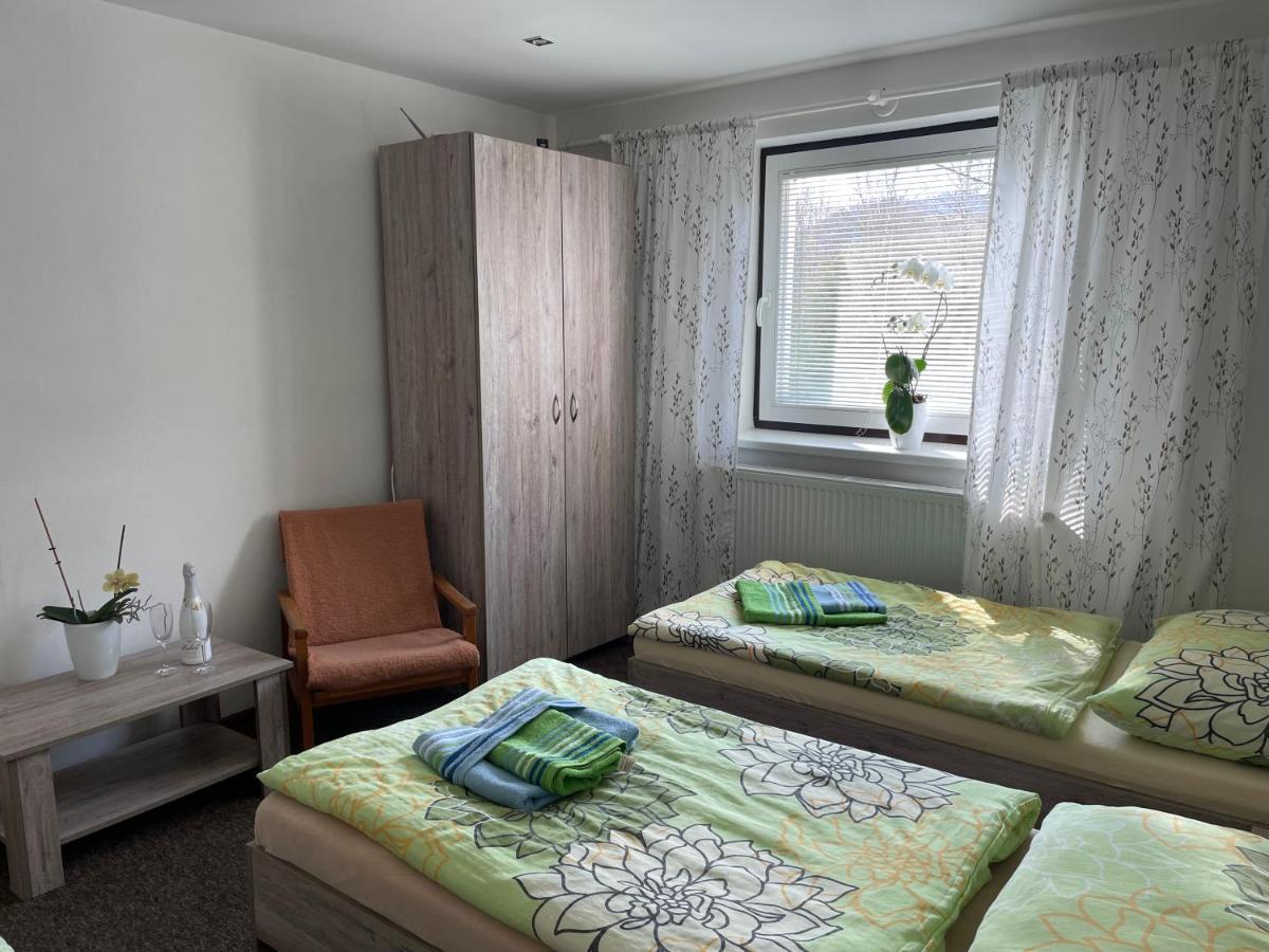 Apartmany Pri Zvonici 오라우스키 포자모크 외부 사진